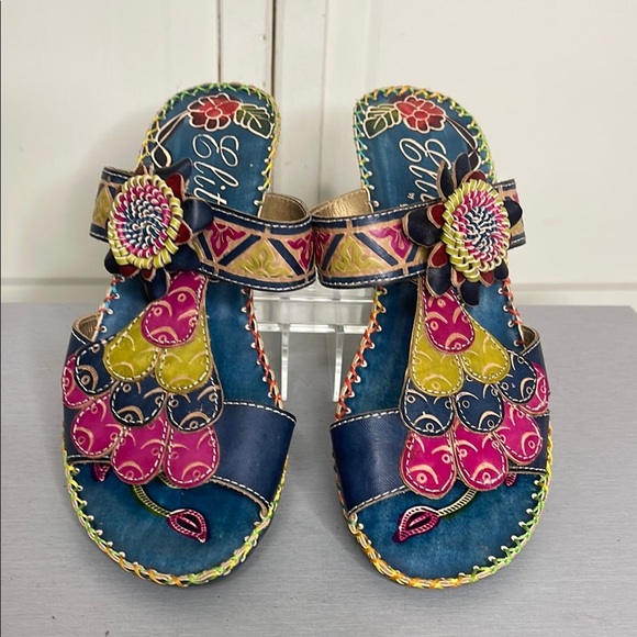 Elite by Corkys Women's Navajo Sandals Blue Pink Floral Leather Detail Sz 6 - Picture 1 of 9